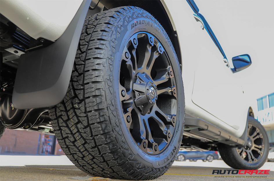 FORD-RANGER-VAPOR-BLACK-MACHINED-WITH-DARK-TINT